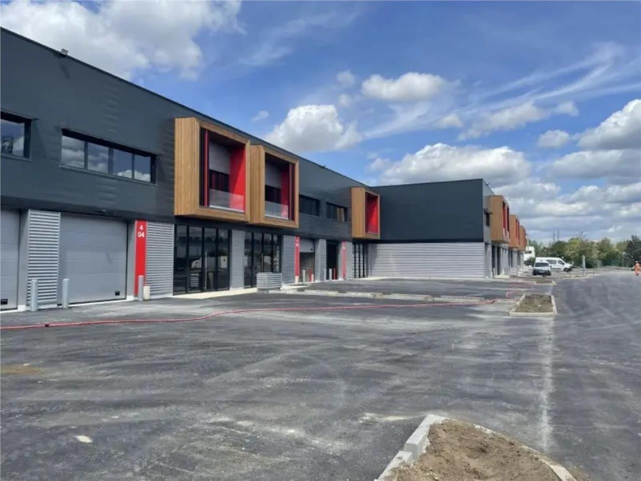 Eragny, au sein d'un parc tertiaire, CRENO REAL E