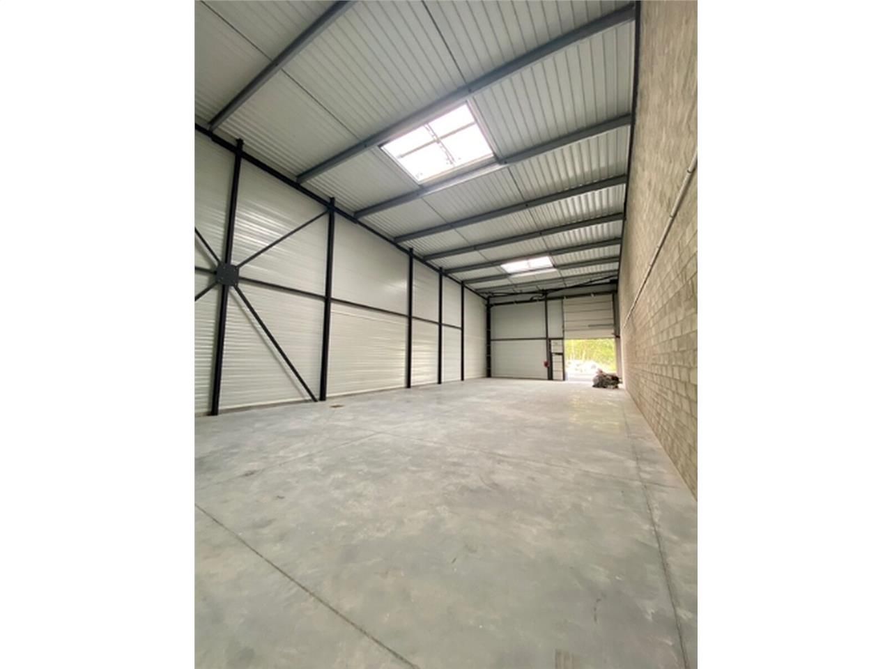 Au sein d'un parc tertiaire de 45 500 m² de terra