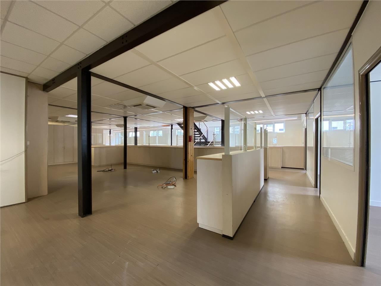 CRENO REAL ESTATE vous propose à 300 mètres du Mé