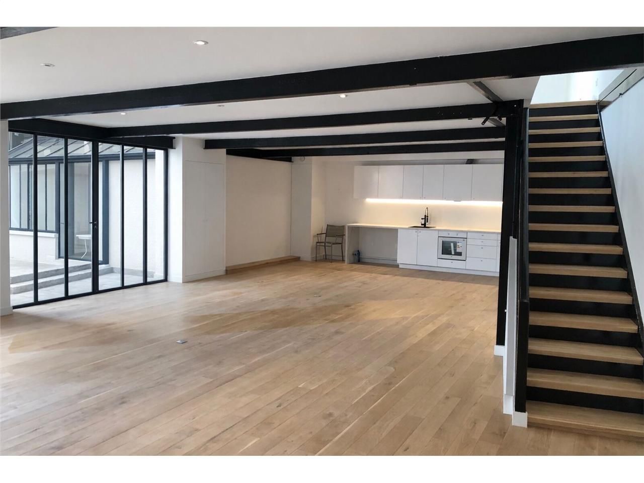 A 350 mètres du Métro Croix de Chavaux (M9), CREN