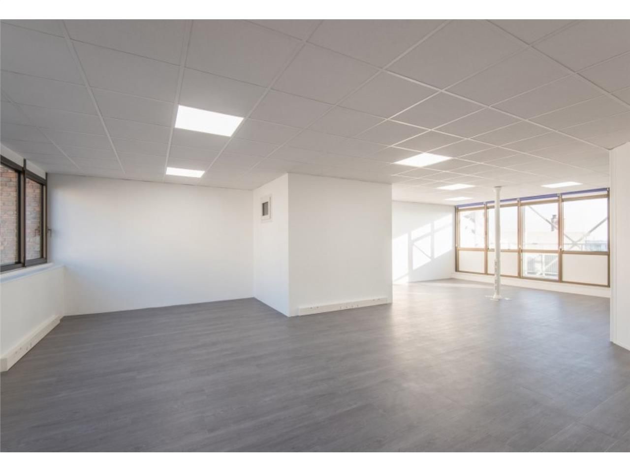 A 250 mètres du Métro Croix de Chavaux (M9), CREN