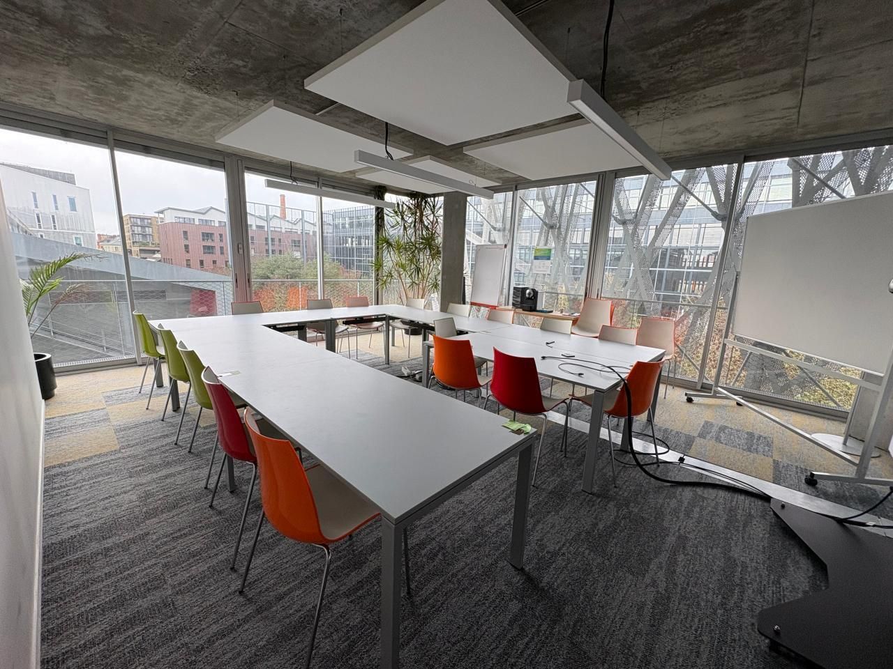 643 m² pour ce bureaux en location à Nantes