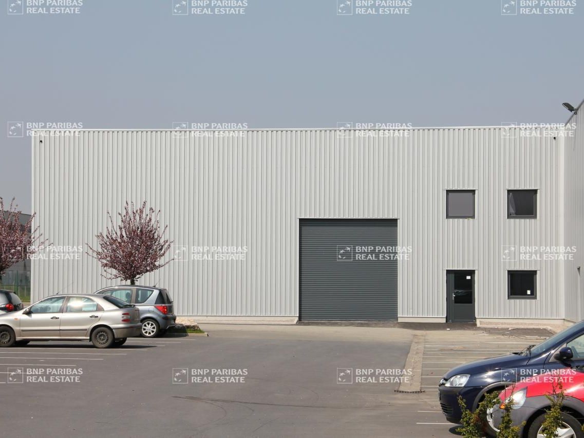 Location Activité 942 m² divisibles 59223 Roncq