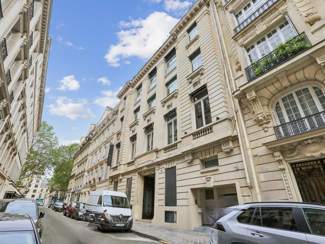 Location Bureaux 854 m² divisibles 75008 Paris