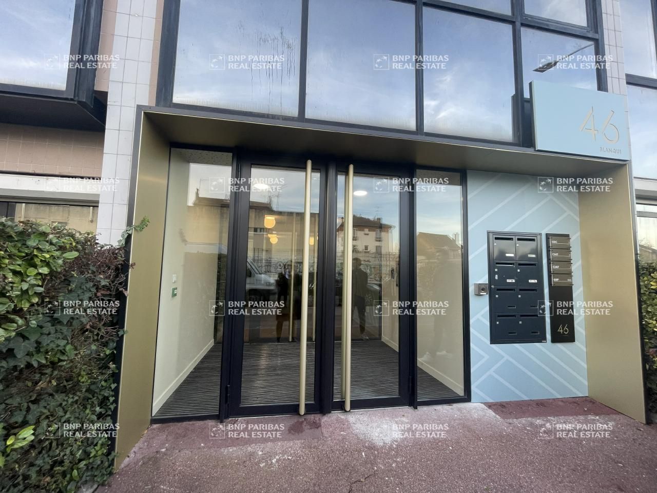 Location Bureaux 954 m² divisibles 94250 Gentilly