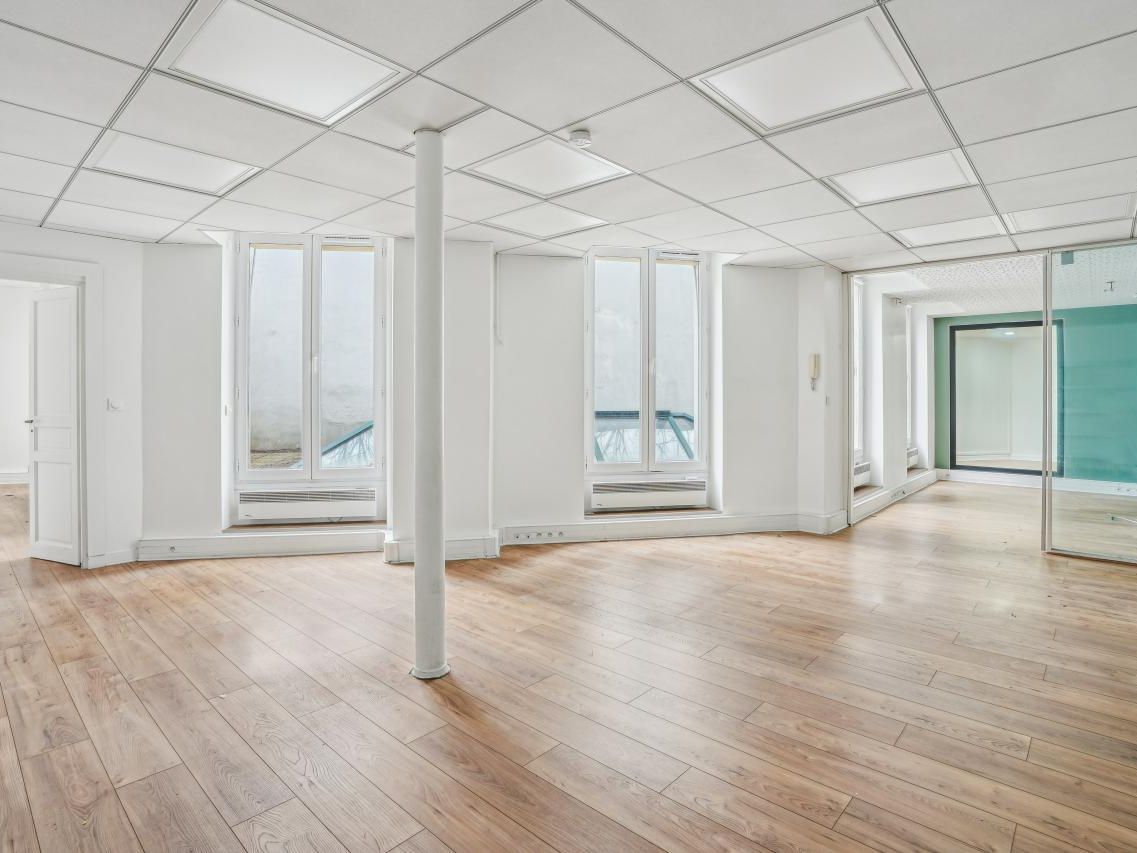 252 m² pour ce bureaux en location à Paris