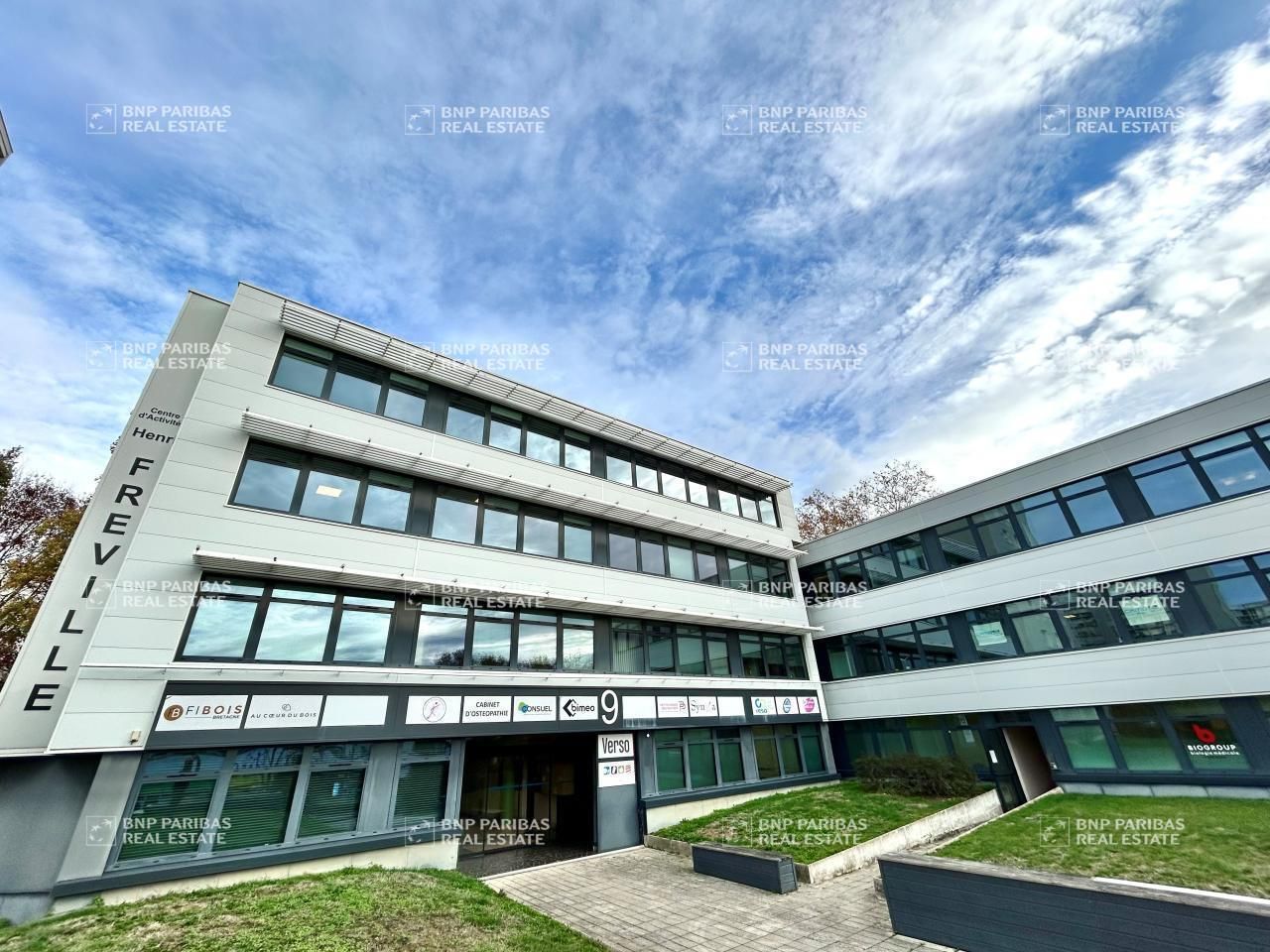 Location Bureaux 143 m² non divisibles 35200 Rennes