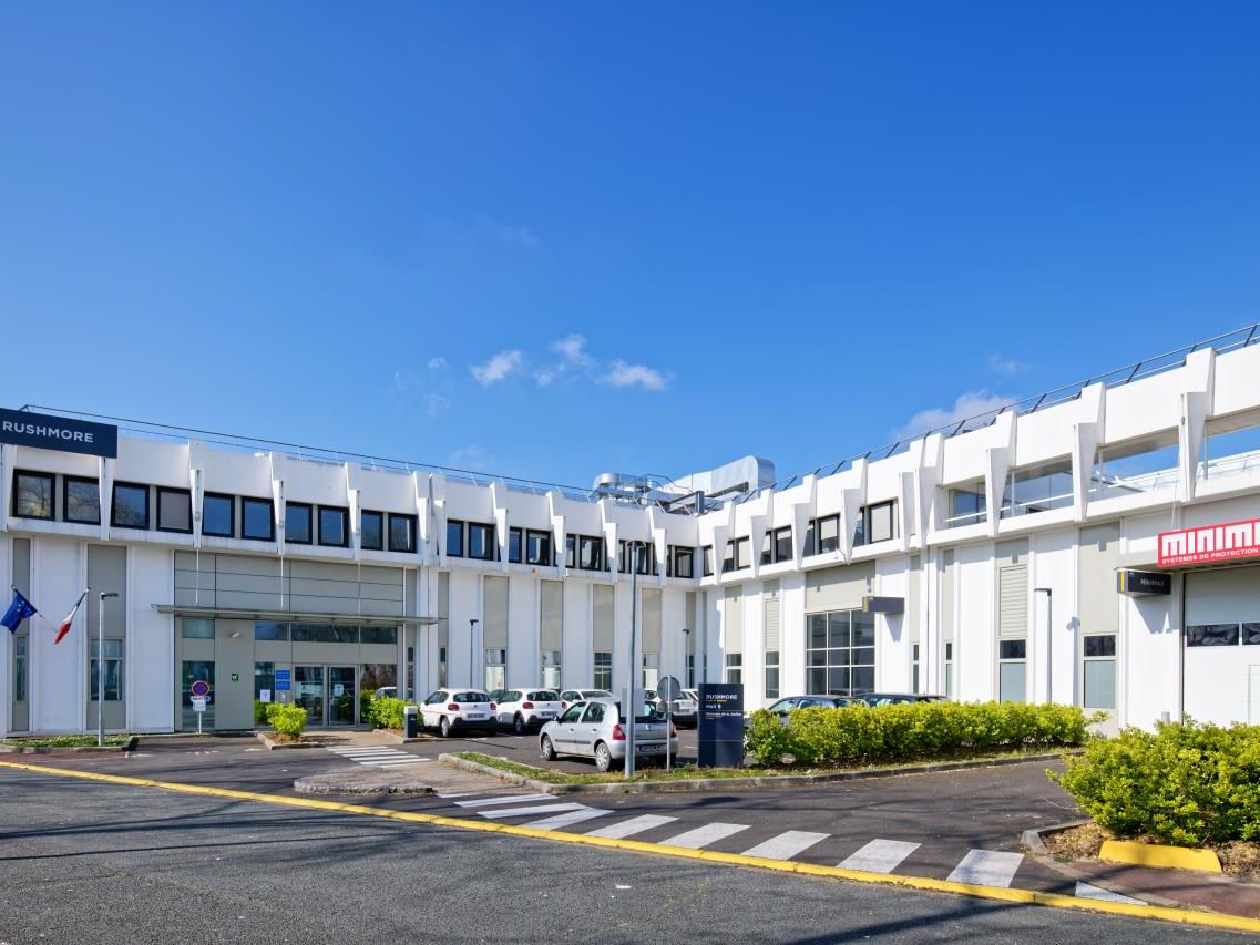 1350 m² pour ce pme-pmi en location à Courcouronnes