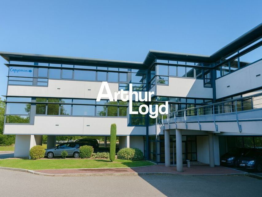 Bureaux à louer 774.61 m² en R+2 - Soph