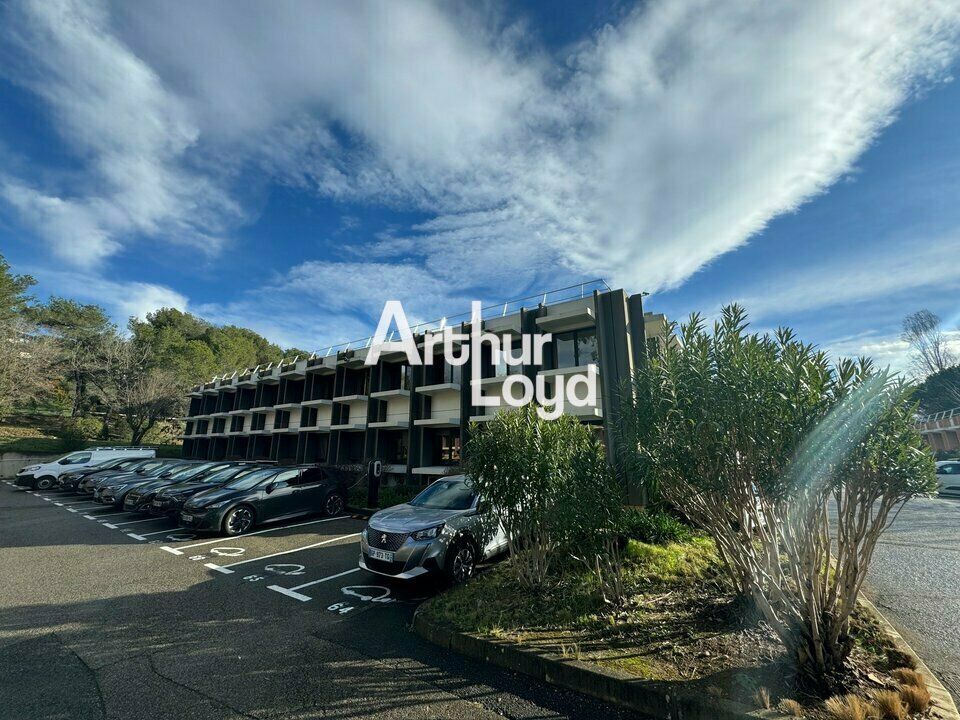 A louer bureaux 446 m² en R+1 - Sophia Antip