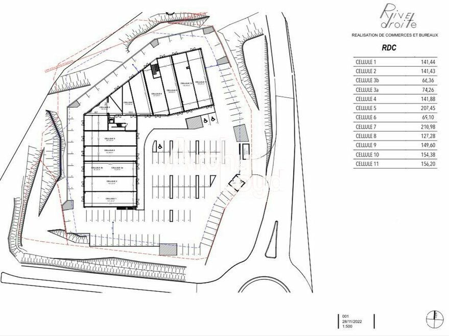 Location locaux commerciaux 1600 m² divisibl