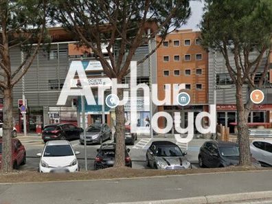 Local commercial 180 m² - Top emplacement Fr
