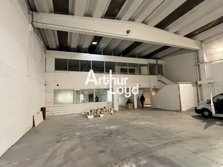 A louer local d'activité 543 m² - Antib