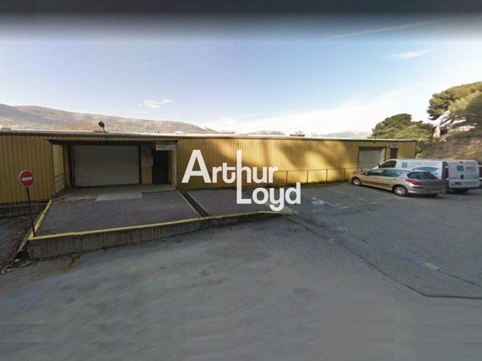 1 000 m² de surface de stockage divisible &#