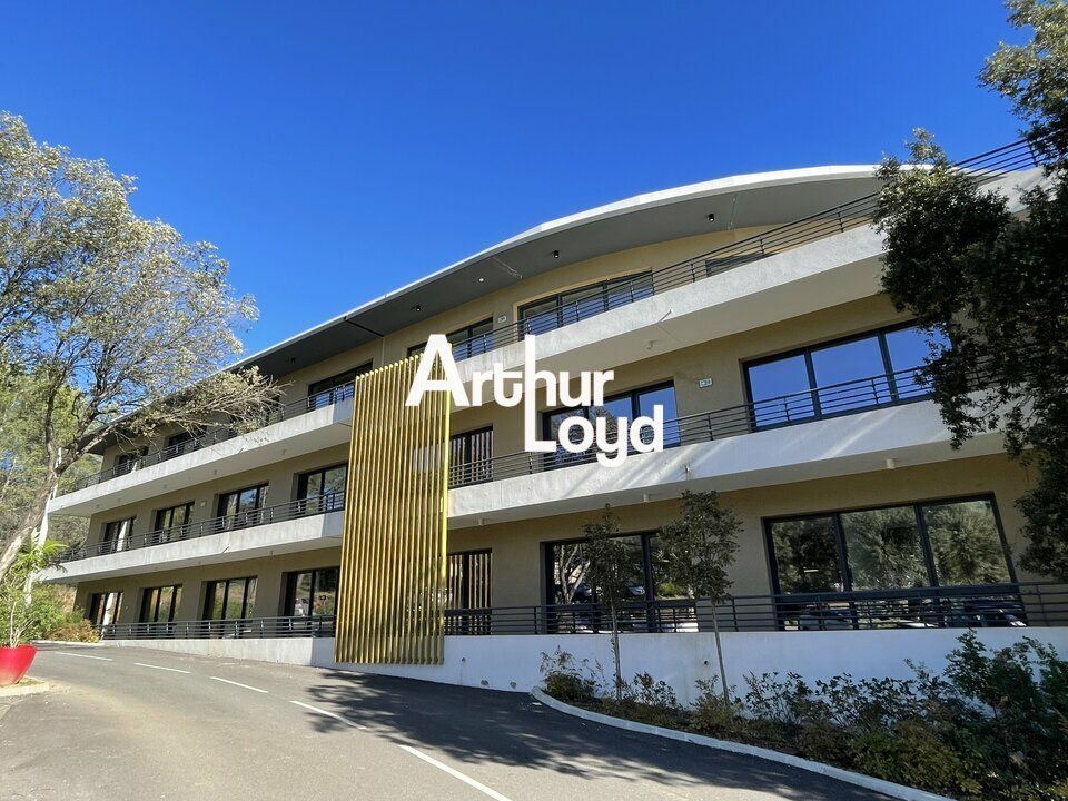 Bureaux neufs 4438 m² divisibles dès 79