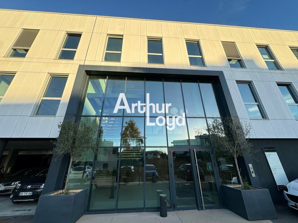 Bureaux à louer 330 m² - Cur de S