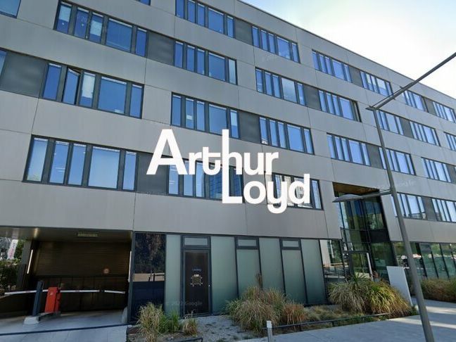 BUREAUX DE 182 M² EN OPEN SPACE A LOUER SUR 