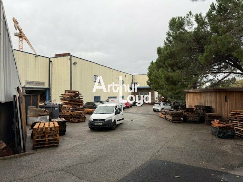 Locaux d'activité à vendre 1648 m²