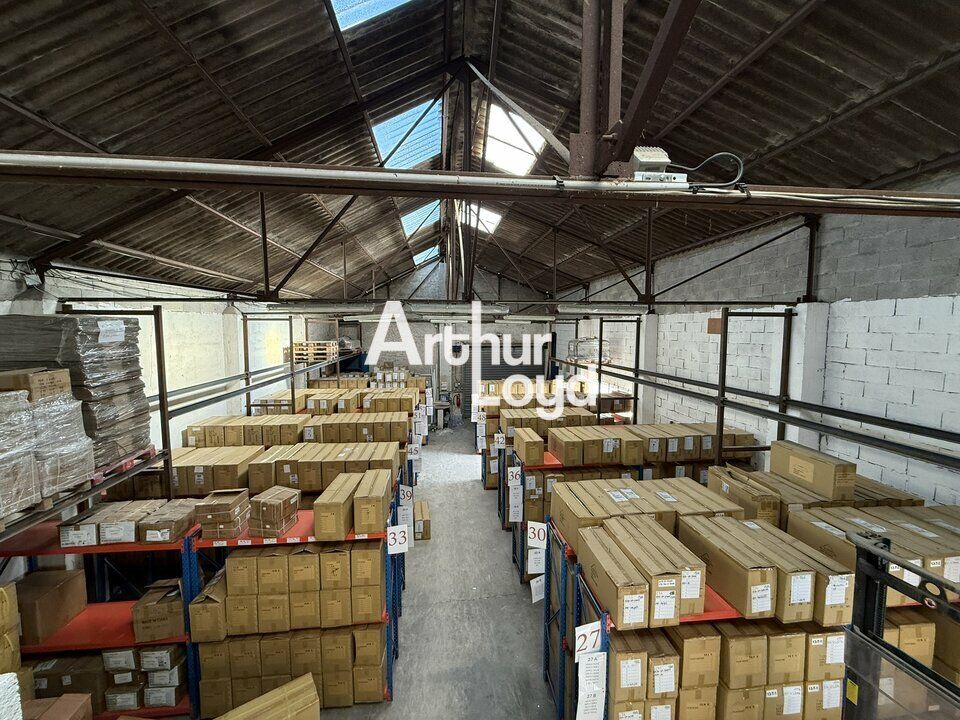 BÂTIMENT 800 m² D'ACTIVITÉ IND