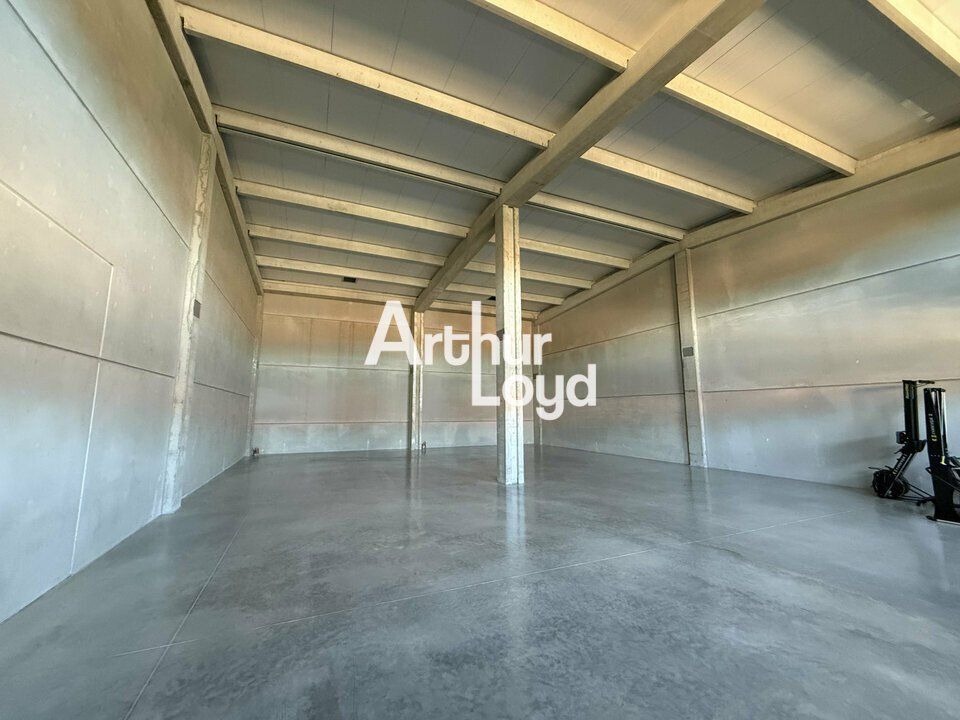 Local d'activité neuf  280 m² 