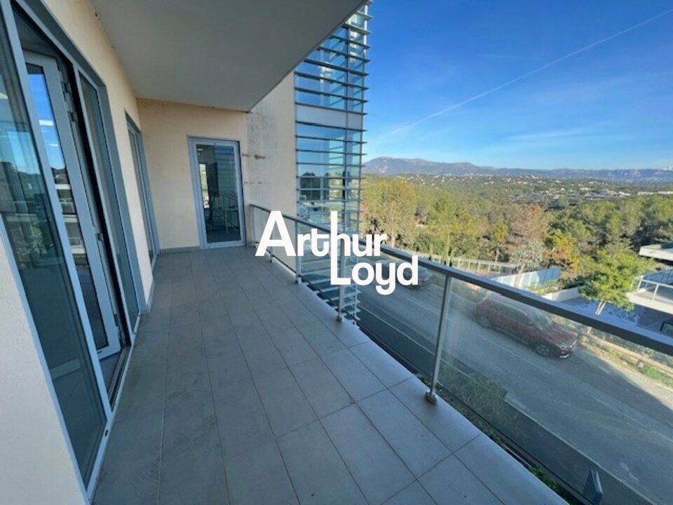 Bureaux neufs à louer 236 m²  - Proximi