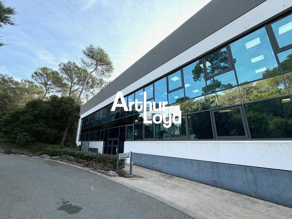 Bureaux à vendre de 270 m² avec des pre