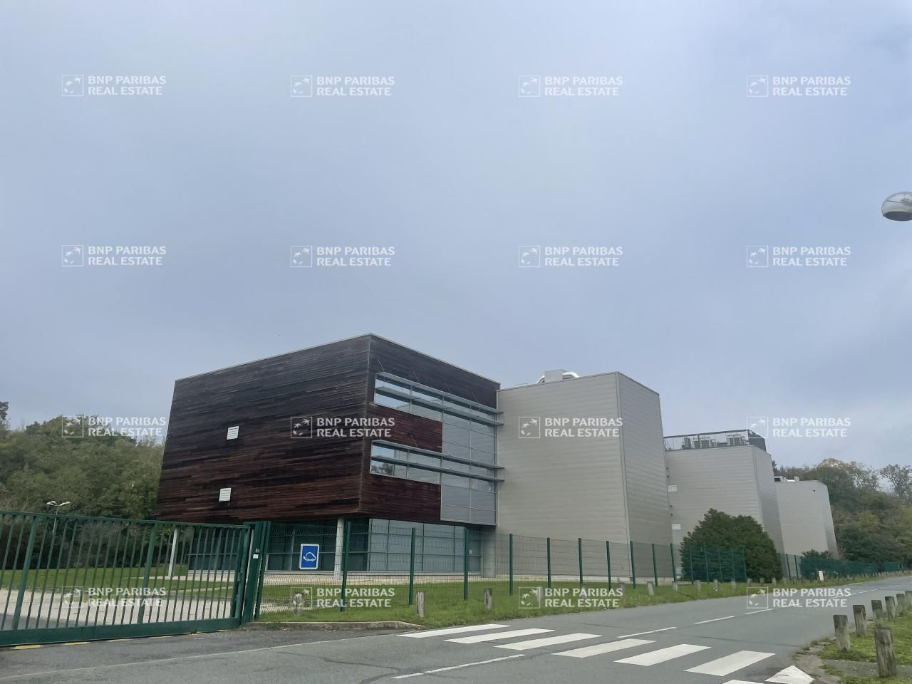 Location Bureaux 4719 m² non divisibles 45760 Boigny sur bionne