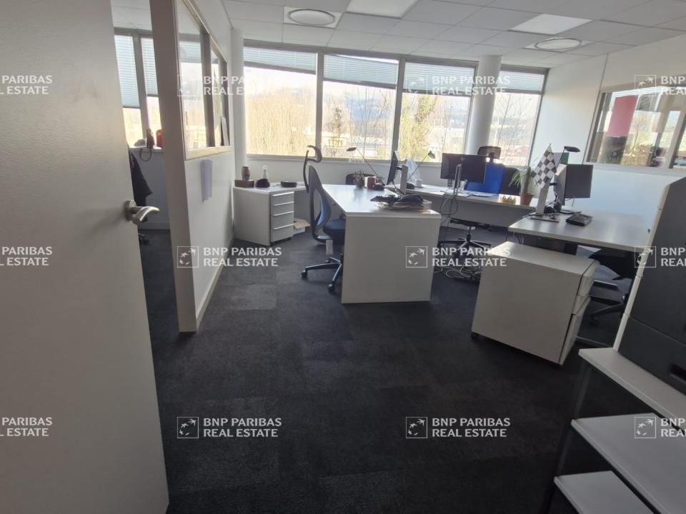 Location Bureaux 2088 m² non divisibles 73290 La motte-servolex