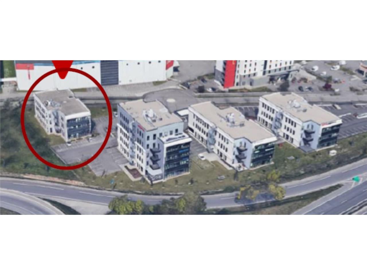 Location bureaux 233 m² non divisibles