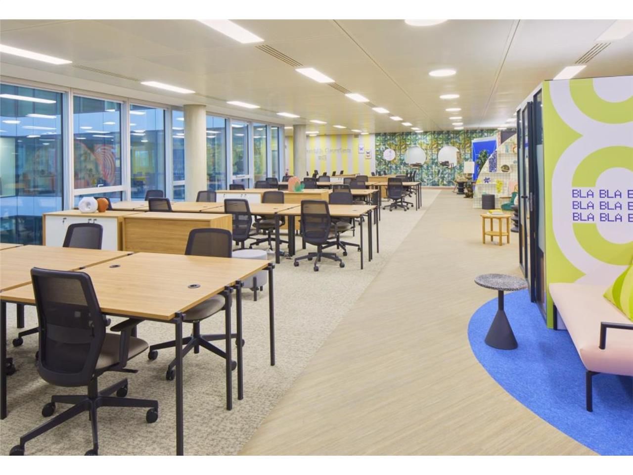 Location d'un espace de travail privatif équipé e