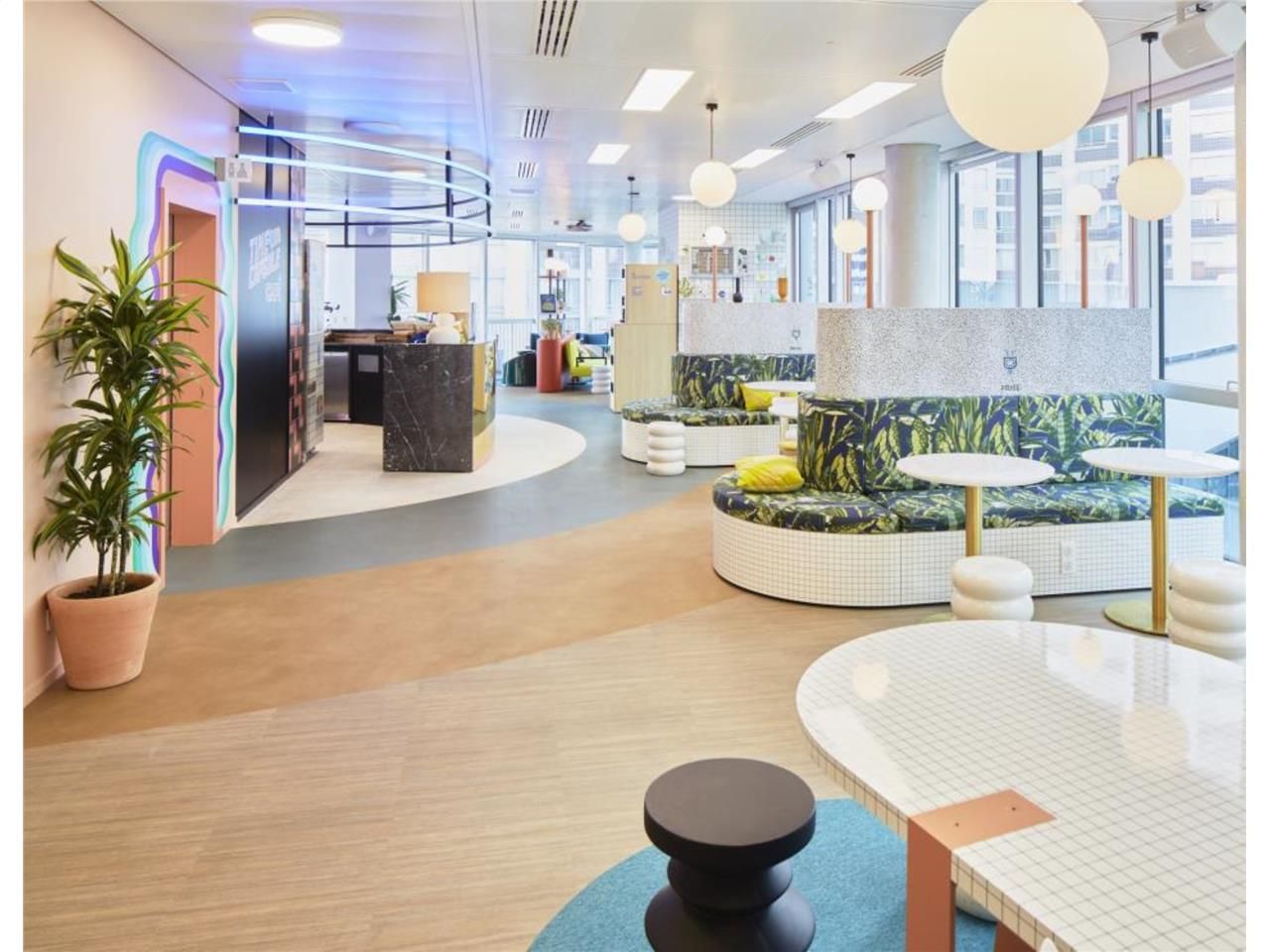 Location d'un espace de travail privatif équipé e