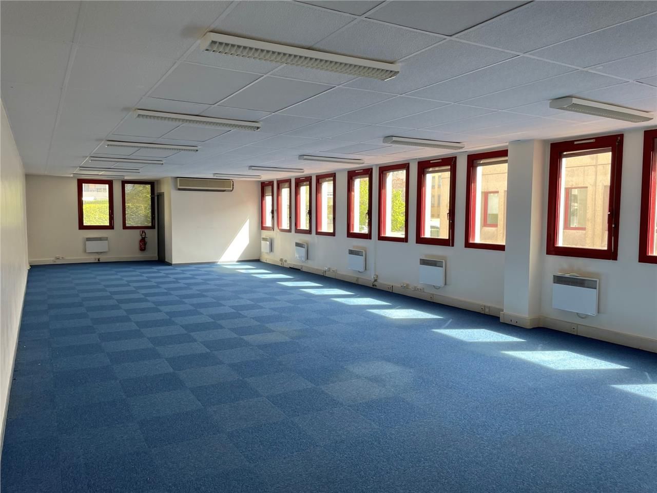 Savills vous propose des bureaux lumineux de 152 