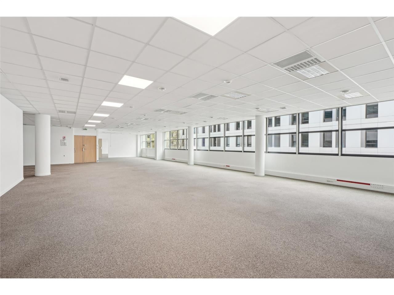 Savills Lyon vous propose à la location 128 m² de