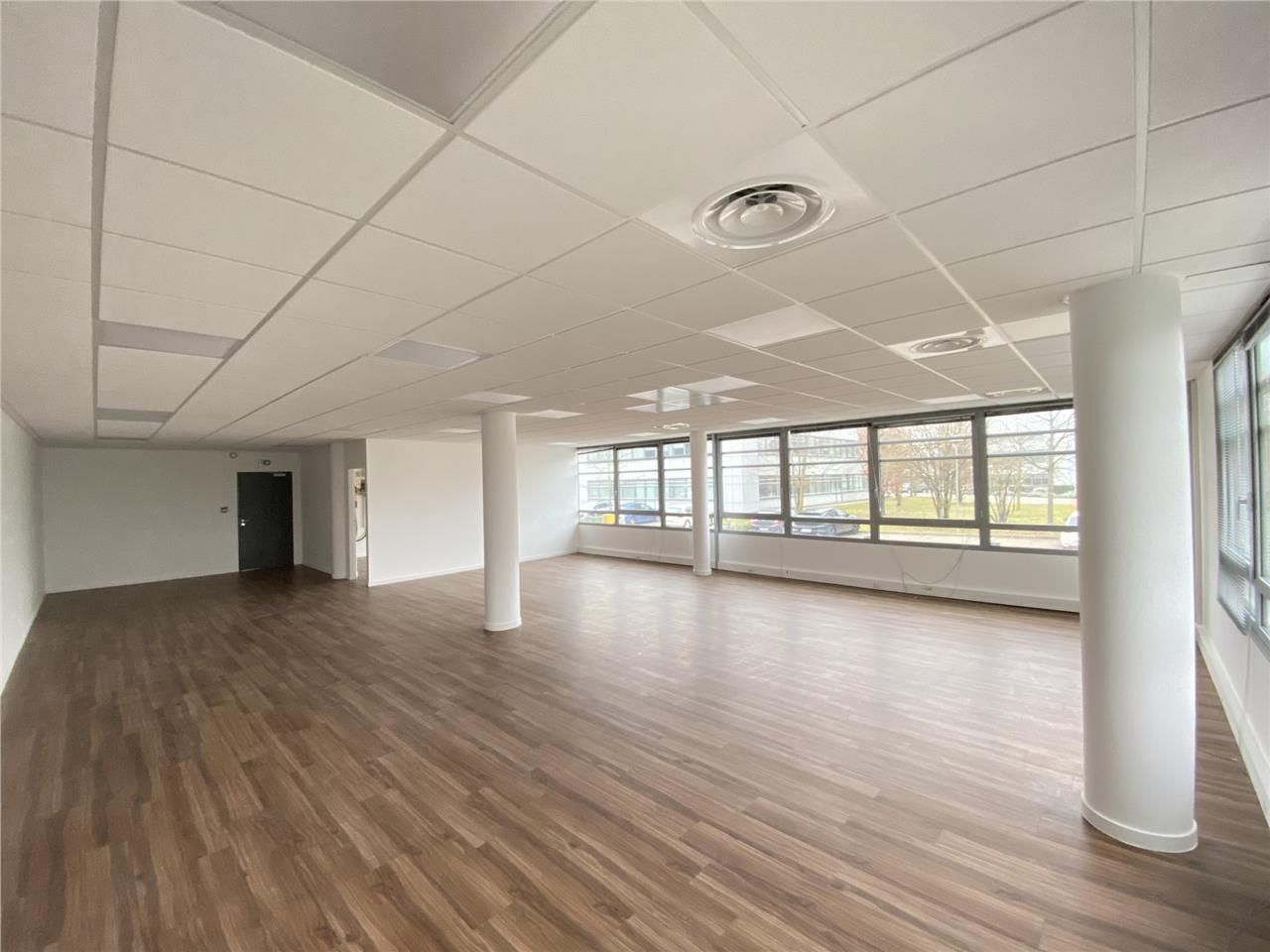 Savills vous propose à la location des surfaces d