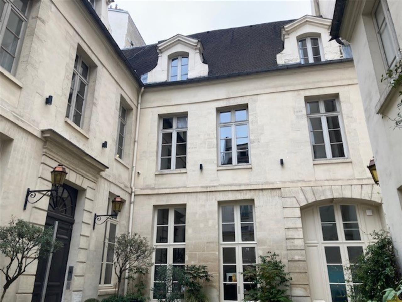 Situé dans le 3e arrondissement de Paris, l'espac