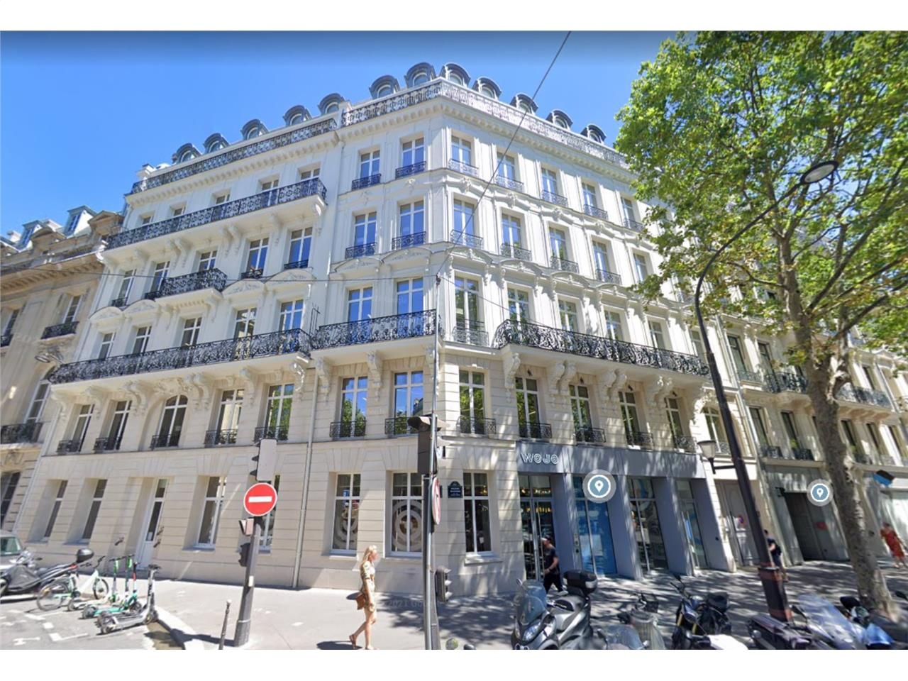 Cet espace de coworking est situé à Paris près de