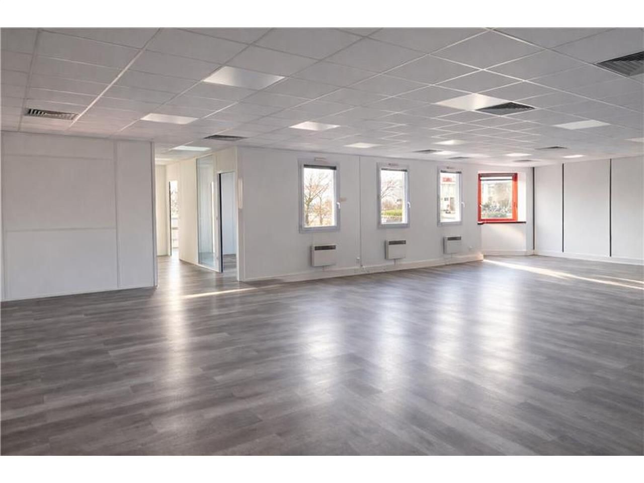 Savills vous propose à la location des bureaux da