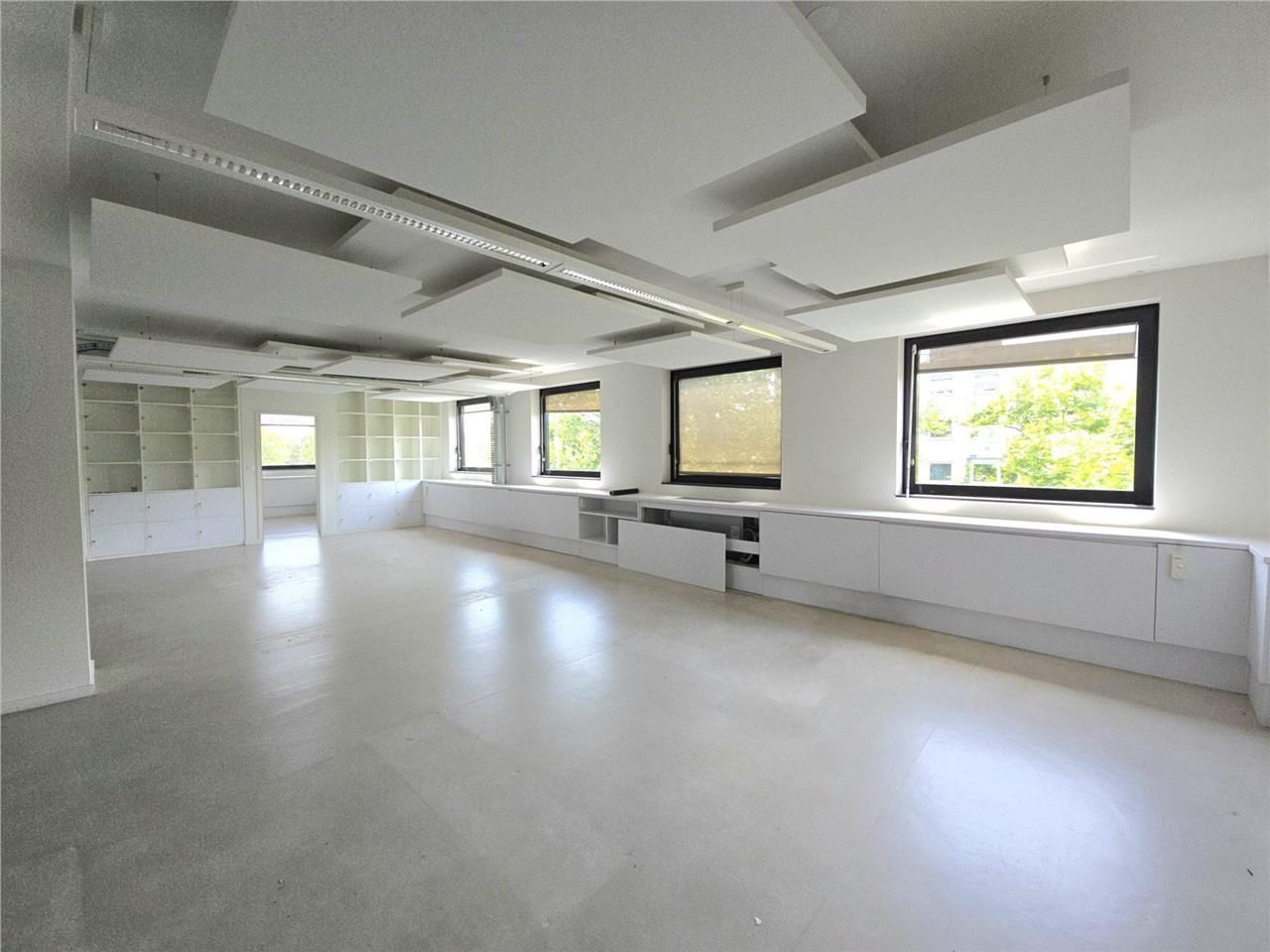 Savills Lyon vous propose à la location au sein d