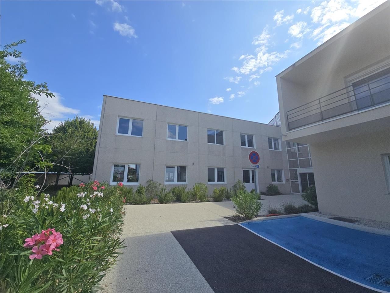 Savills vous propose des bureaux à l'acquisition 