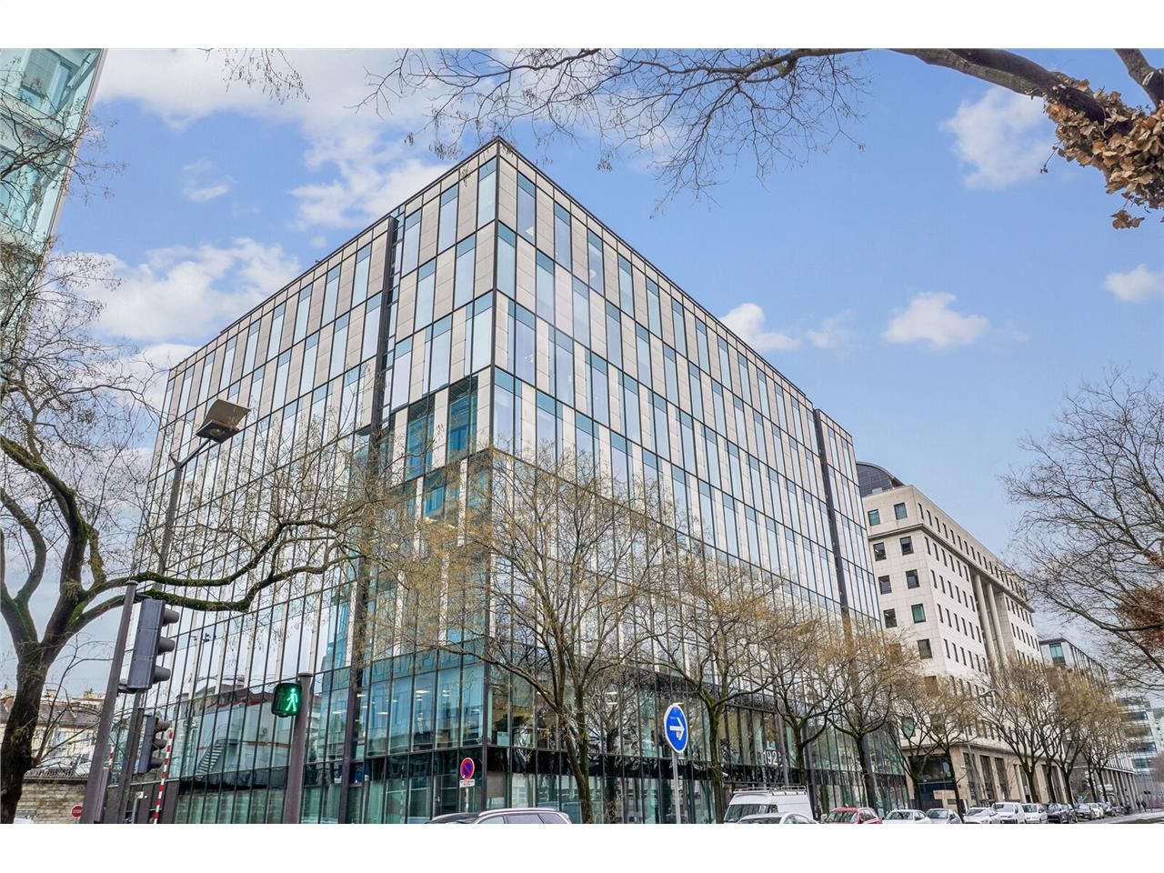 Savills propose à la location des bureaux idéalem