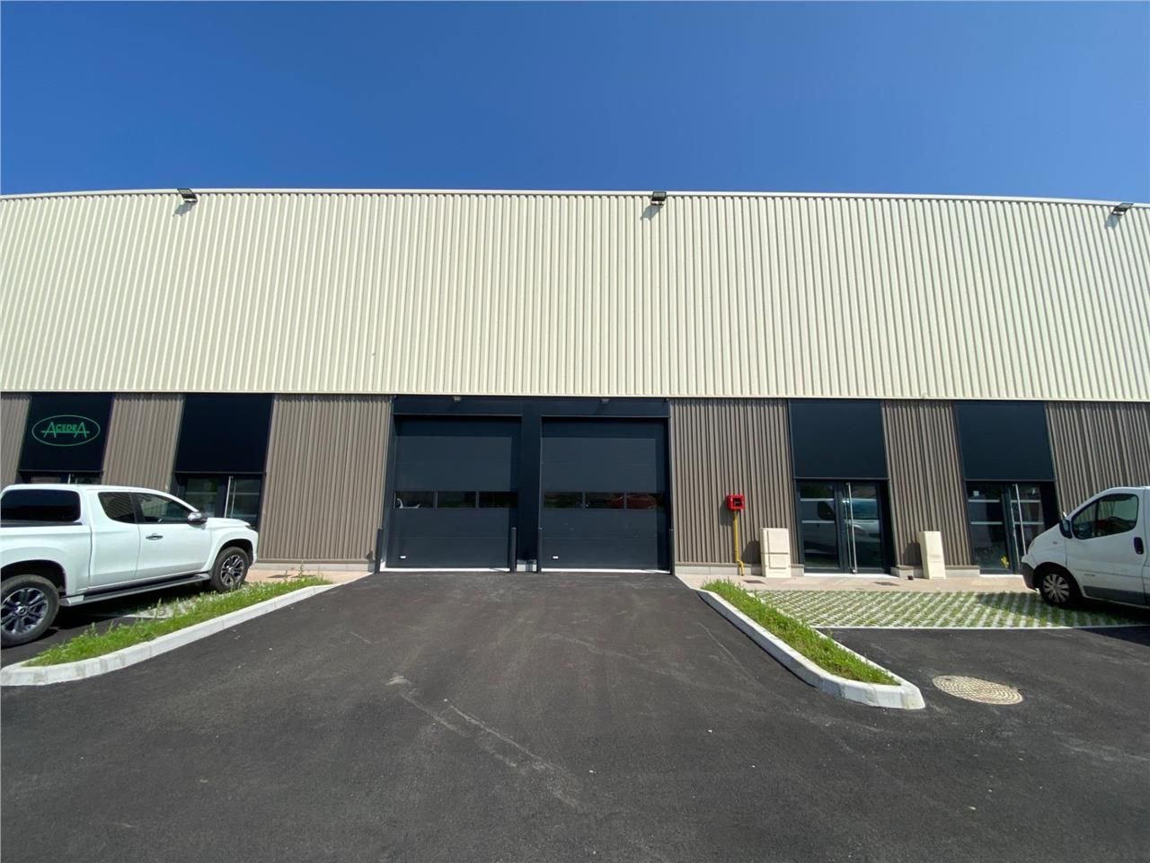 SAVILLS Lyon vous propose, à plusieurs cellules d