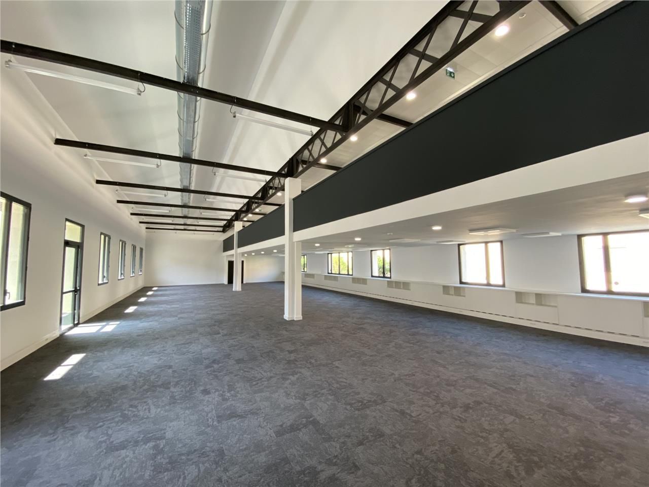 Savills vous propose plusieurs surfaces de bureau