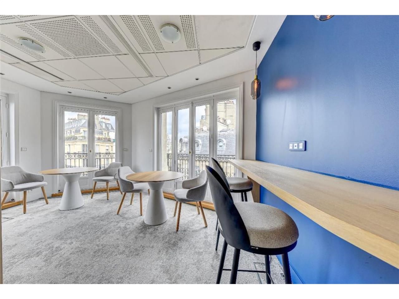 Location d'un espace de travail privatif équipé d