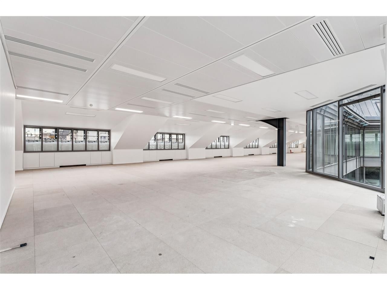 Savills vous propose de découvrir des bureaux d'e