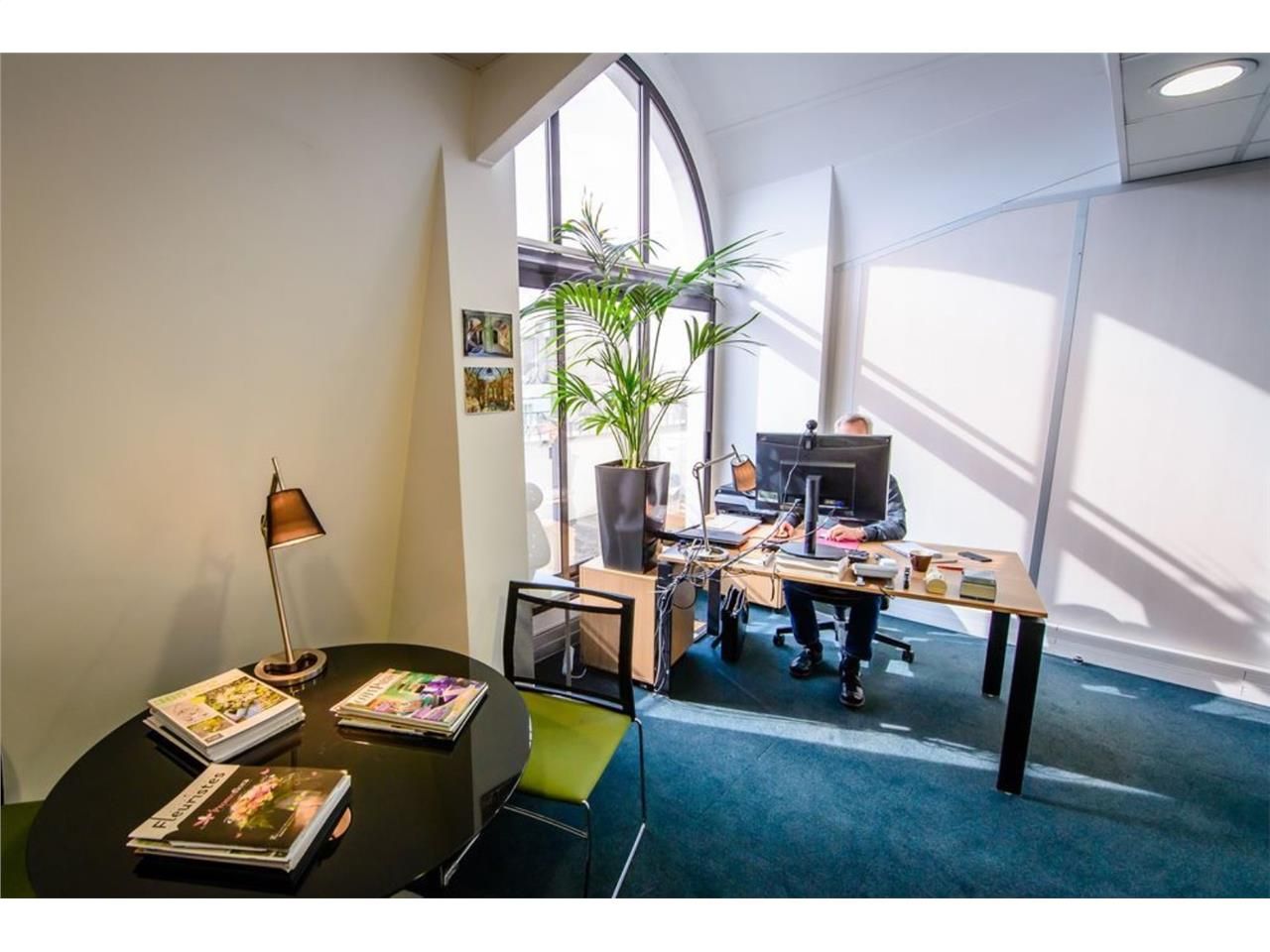 Situé à deux pas de la Gare du Nord et de la Gare