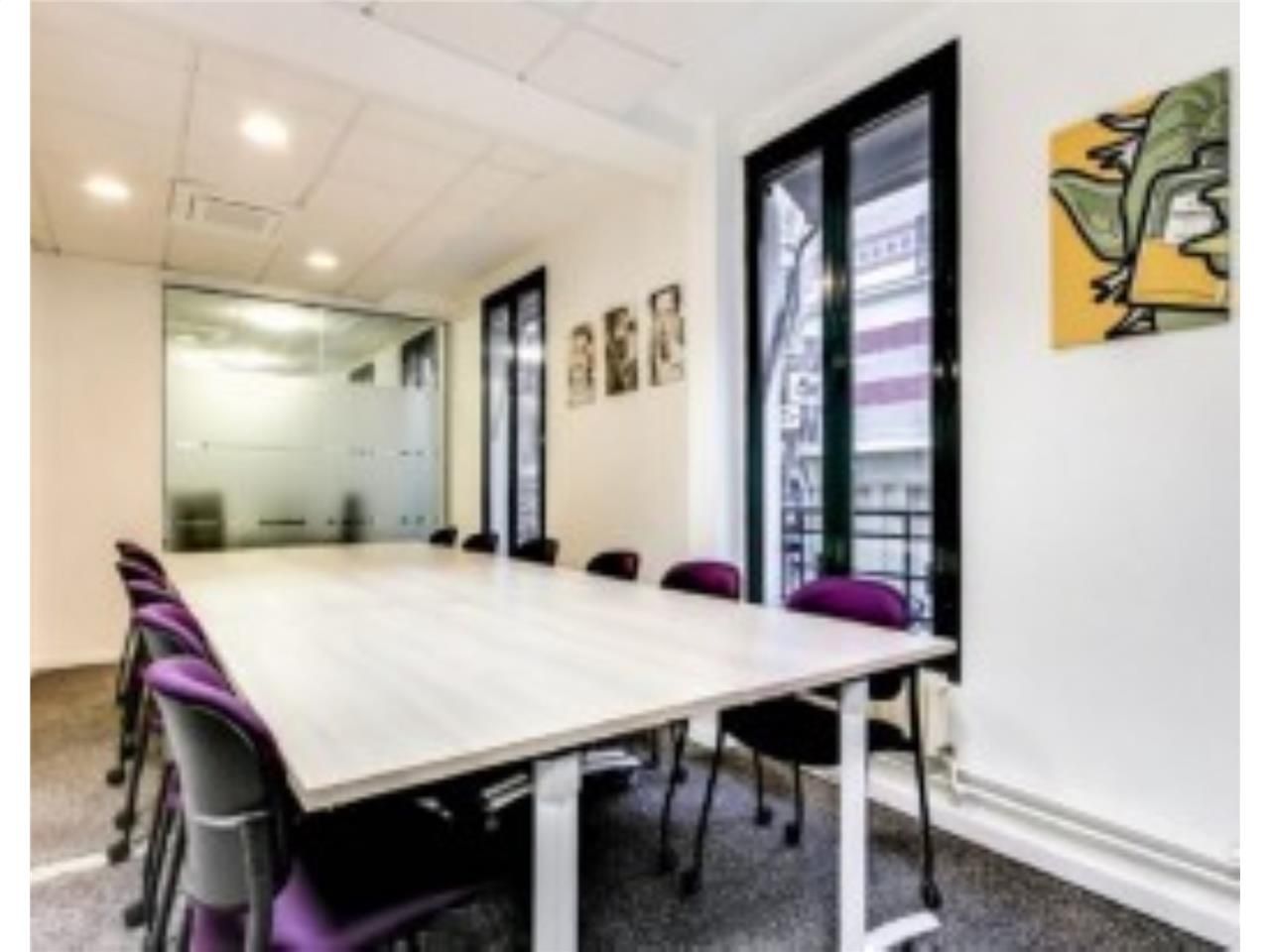 A quelques pas de la porte de Versailles, l'espac