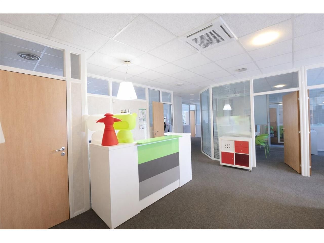 Savills vous propose des bureaux à louer en plein