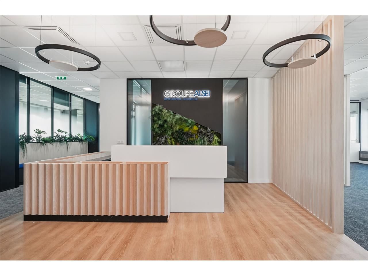 Savills vous propose un plateau climatisé, cloiso