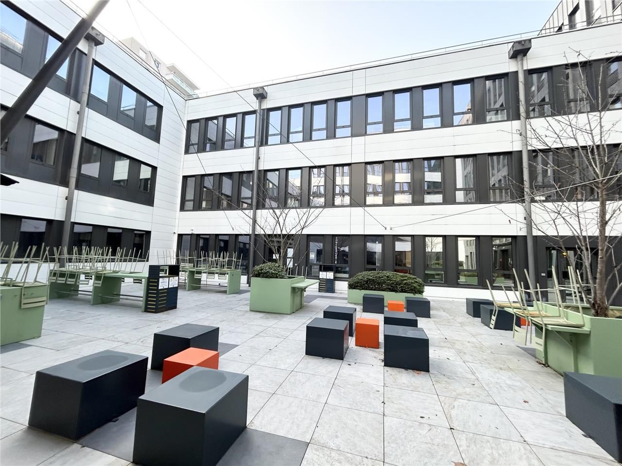 Savills Lyon vous propose à la location des burea