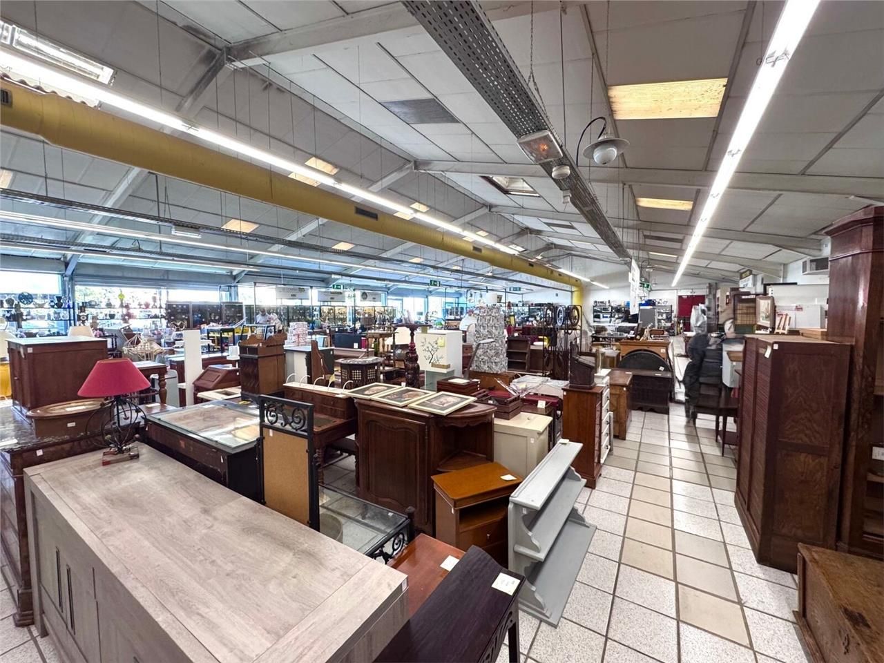 Savills Lyon vous propose un bâtiment bénéficiant